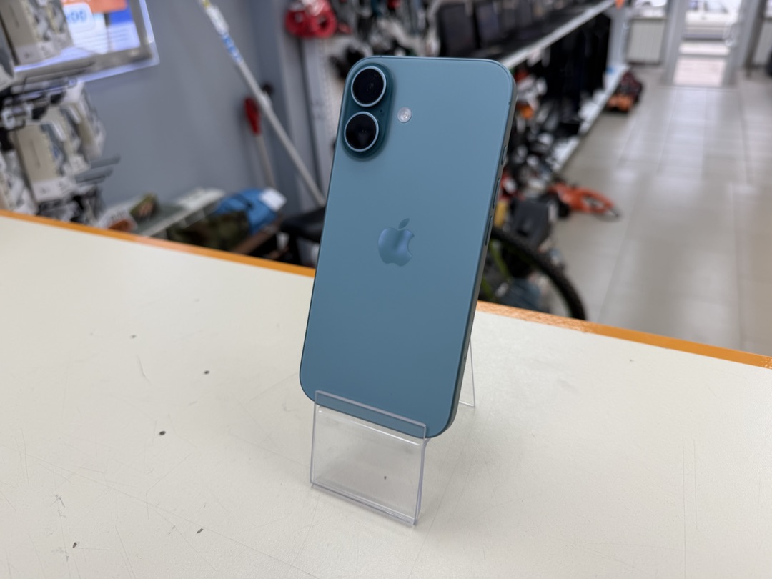 Смартфон Apple Iphone 16 128Gb