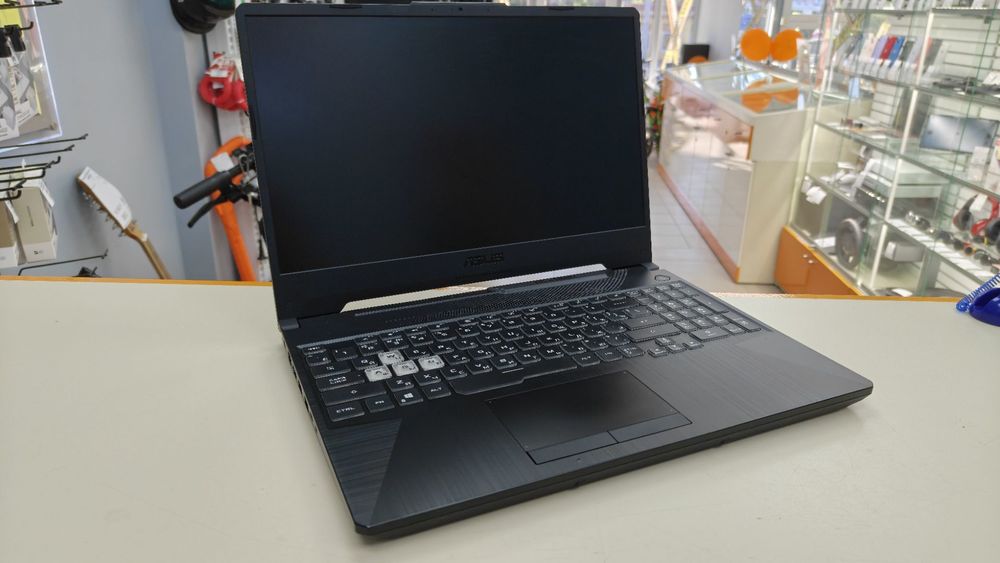 Ноутбук ASUS; Ryzen 7 4800H, GeForce RTX 3050, 16 Гб, 500 Гб, Нет