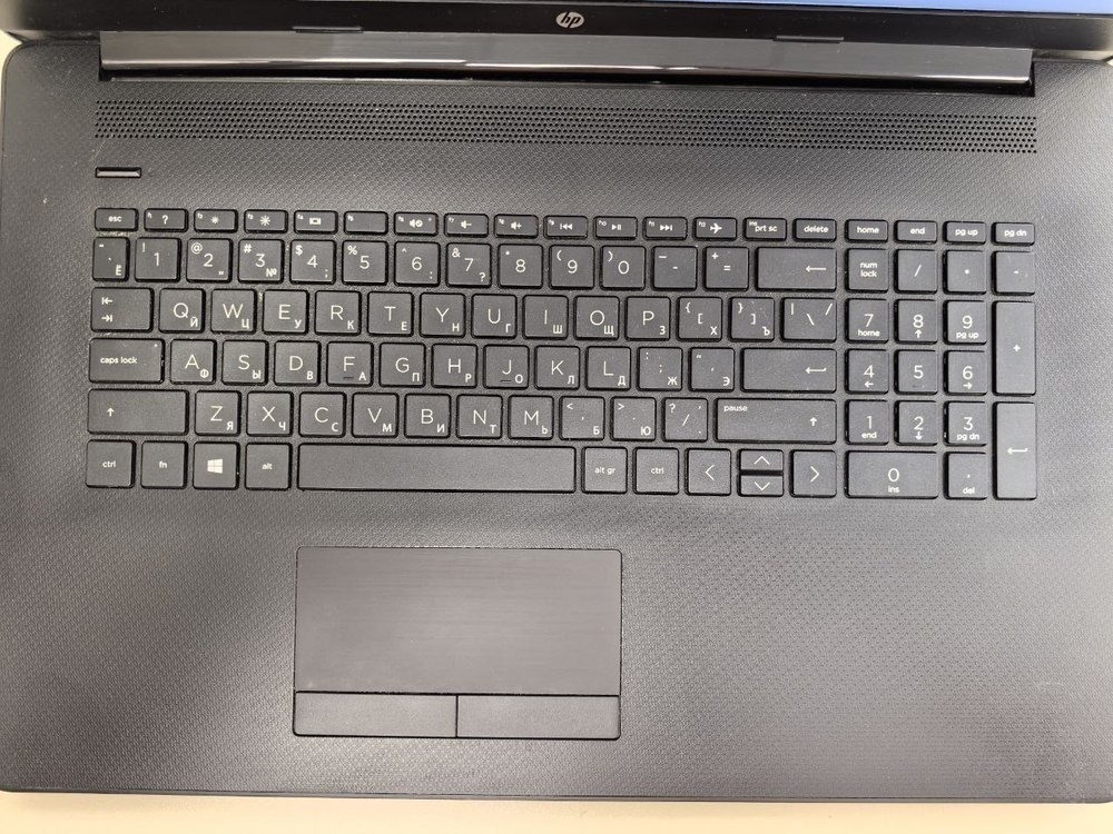 Ноутбук HP 17-by2016ur; Pentium Gold 6405U, Intel UHD Graphics, 4 Гб, 256 Гб, Нет