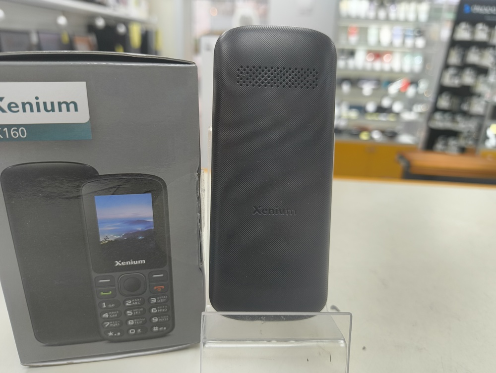 Мобильный телефон Philips X160