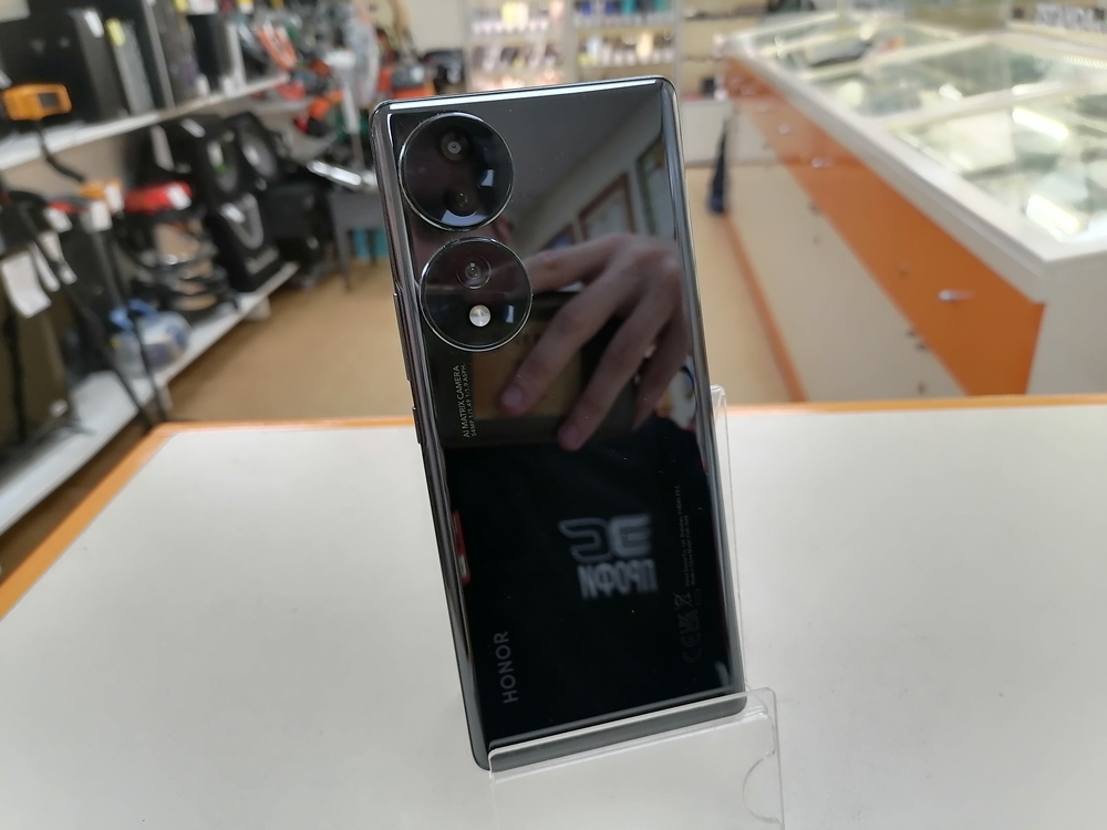 Смартфон Honor 70 8/256