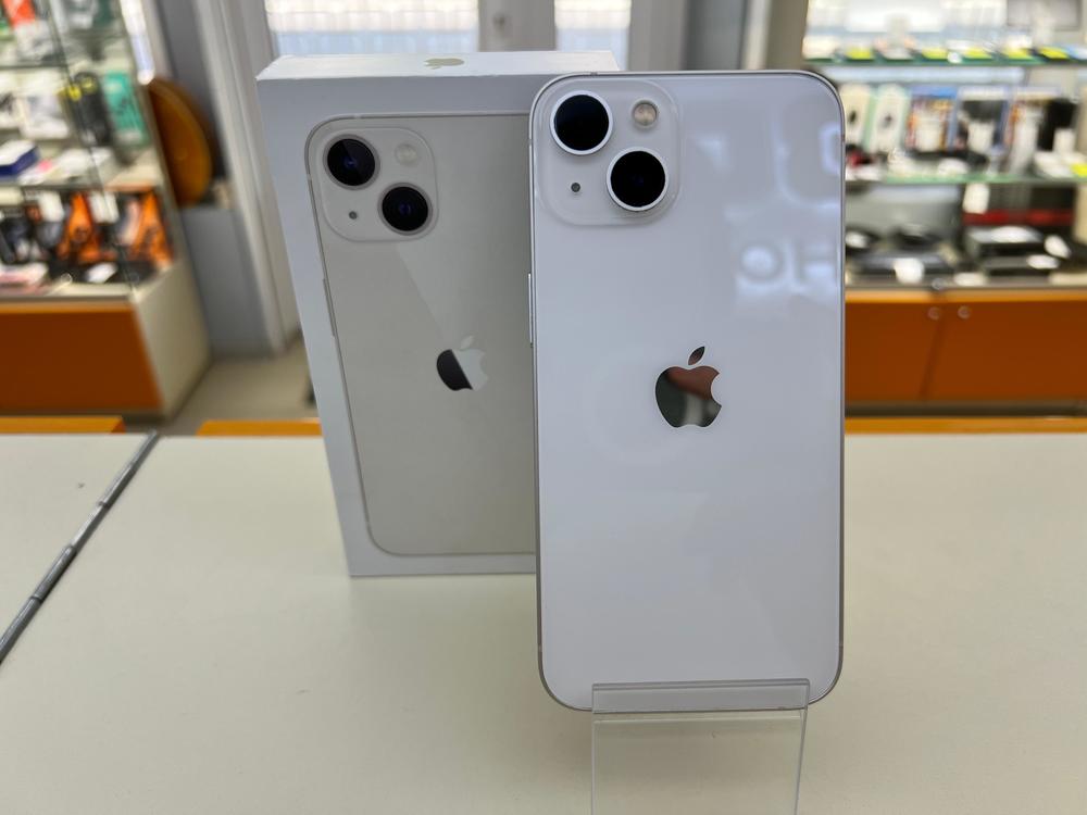 Смартфон Apple iPhone 13 128Gb