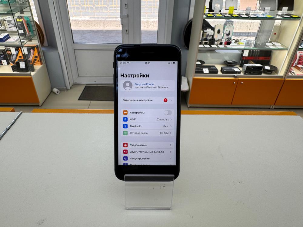 Смартфон Apple iPhone 8 128Gb