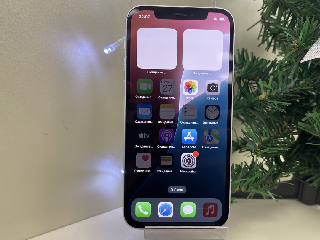 Смартфон Apple iPhone 12 64Gb