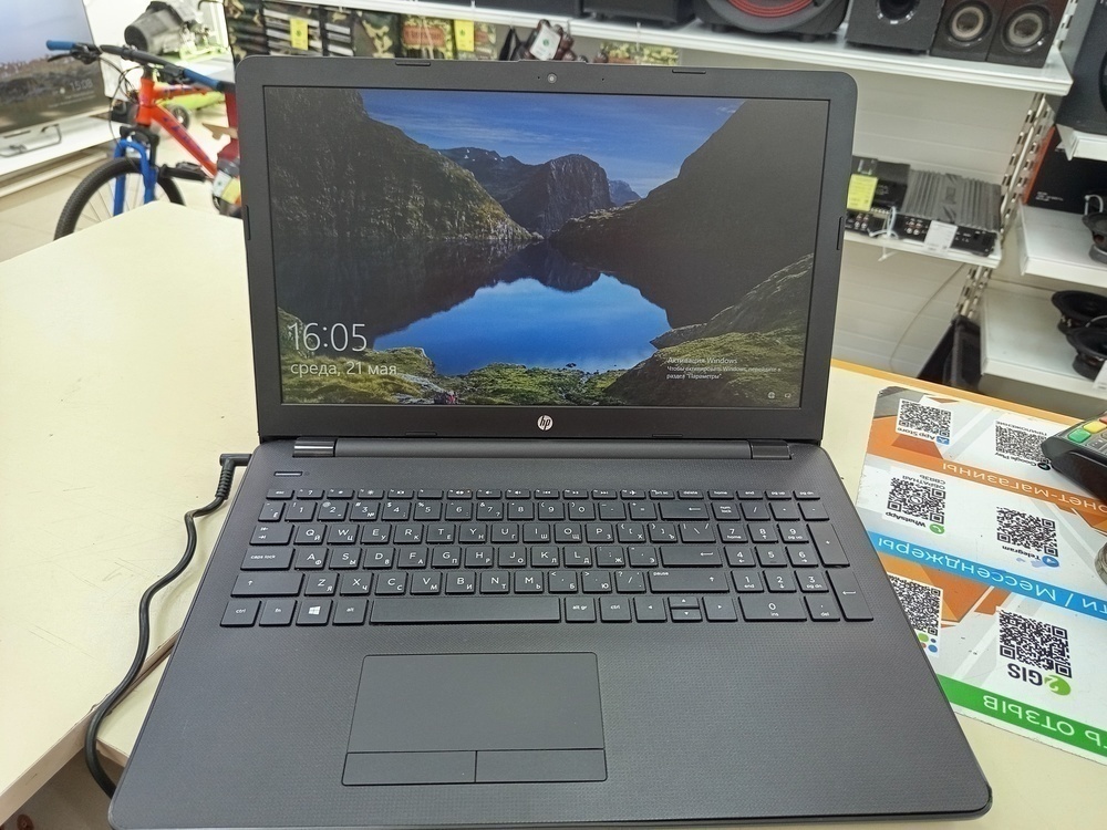 Ноутбук HP 15-rb501ur; A6-9220, Radeon R4 series, 4 Гб, Нет