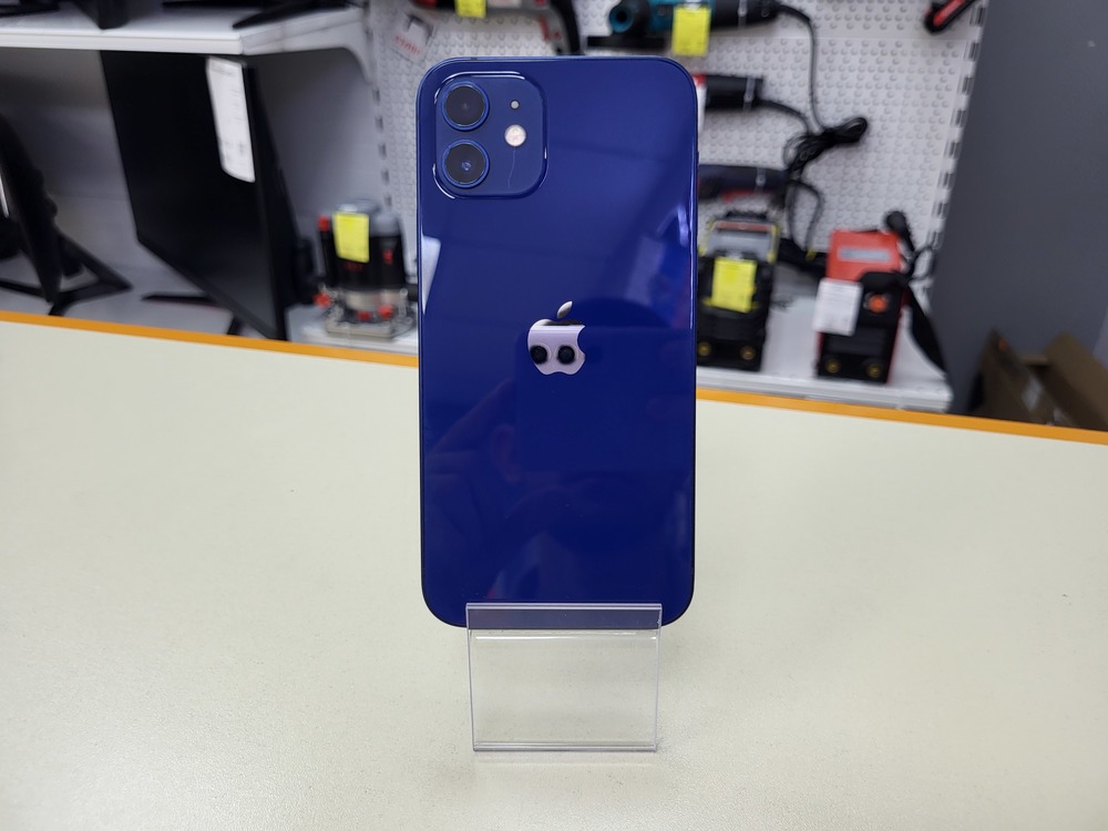 Смартфон Apple iPhone 12 64Gb