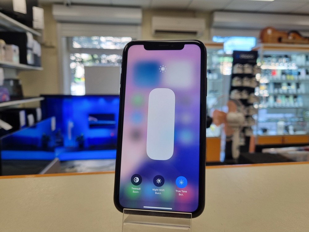 Смартфон Apple iPhone Xr 64Gb