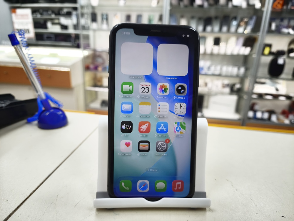 Смартфон Apple iPhone 11 64Gb