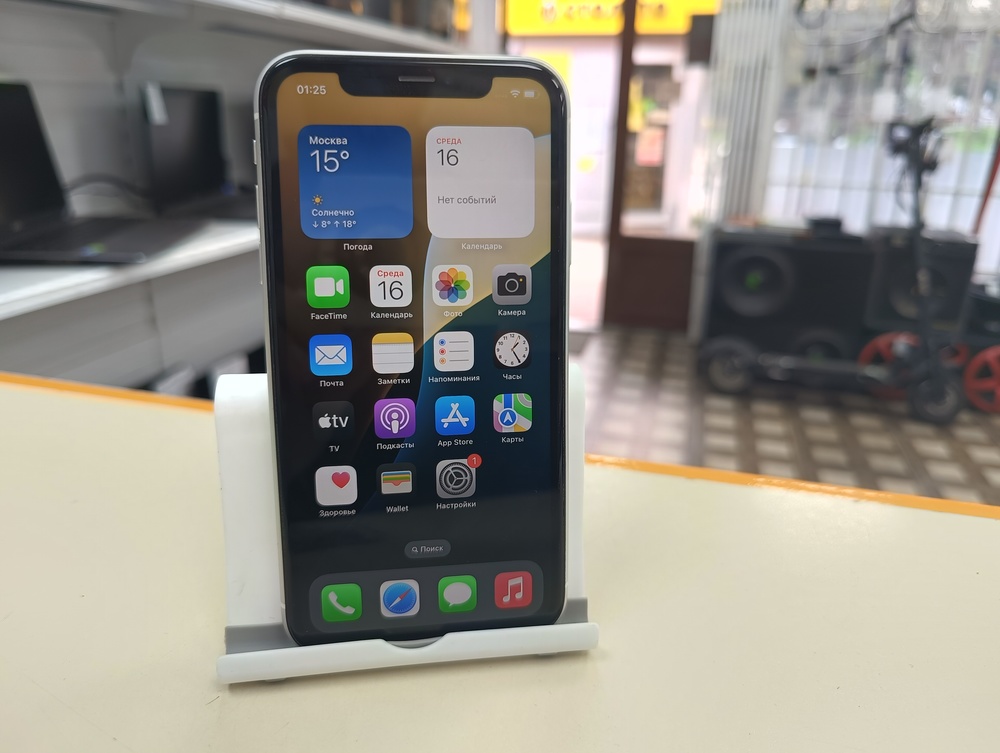 Смартфон Apple iPhone Xr 64Gb