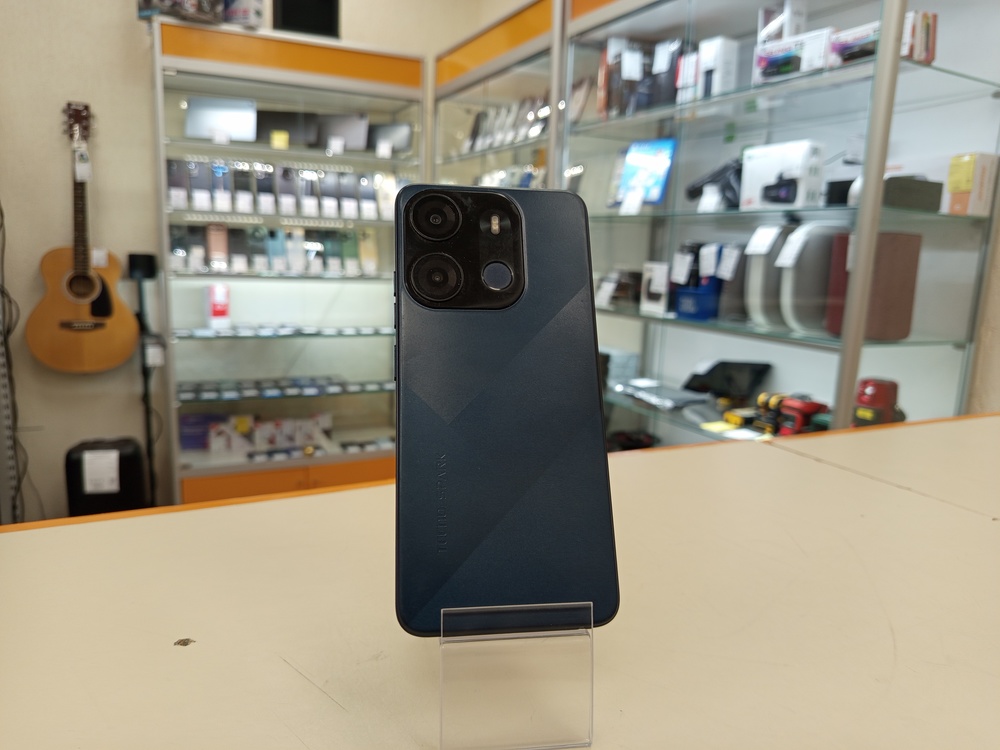 Смартфон Tecno Spark Go 2023 3/64