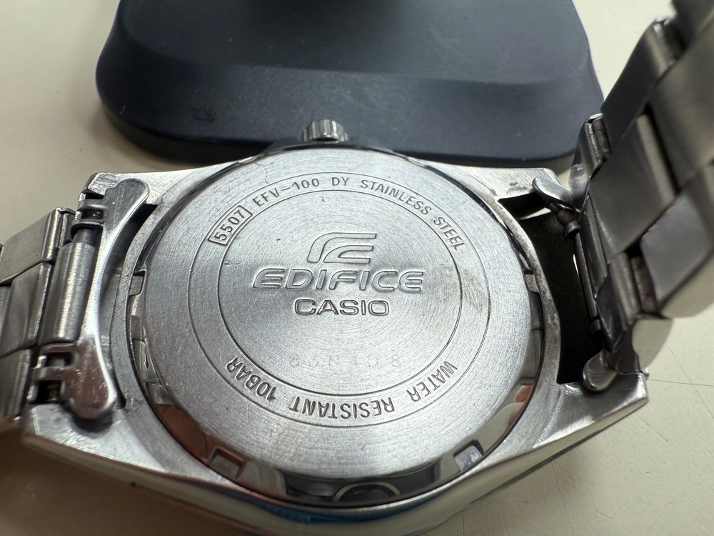 Часы наручные Casio EFV-100