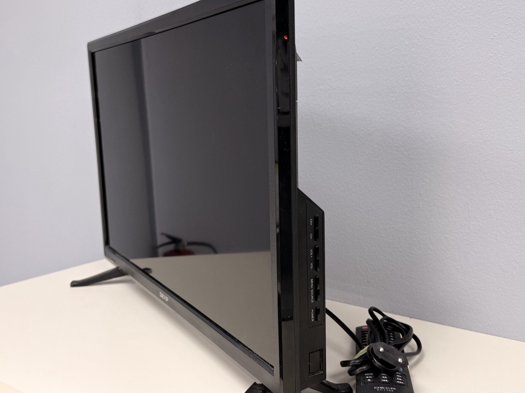 LED Телевизор Dexp F24E7000M