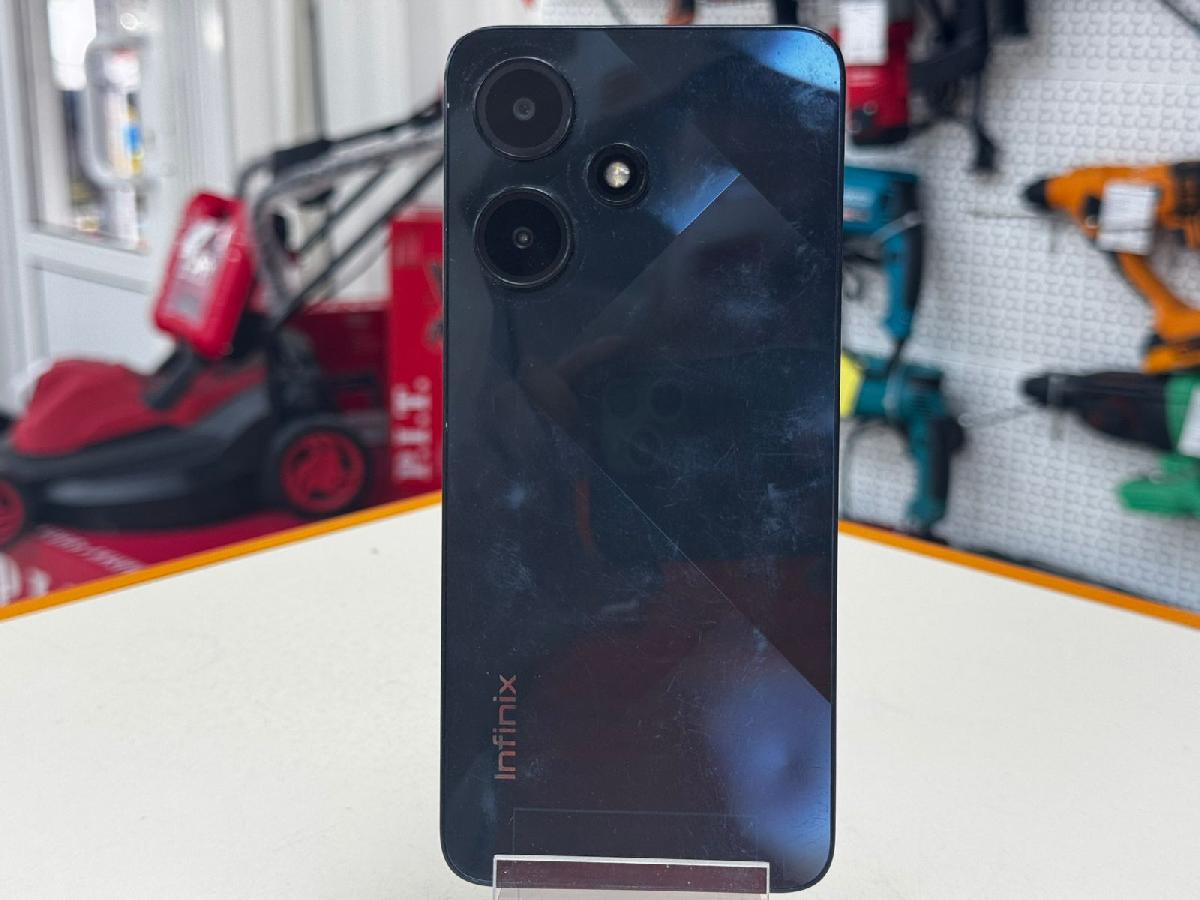 Смартфон Infinix HOT 30i 8/128