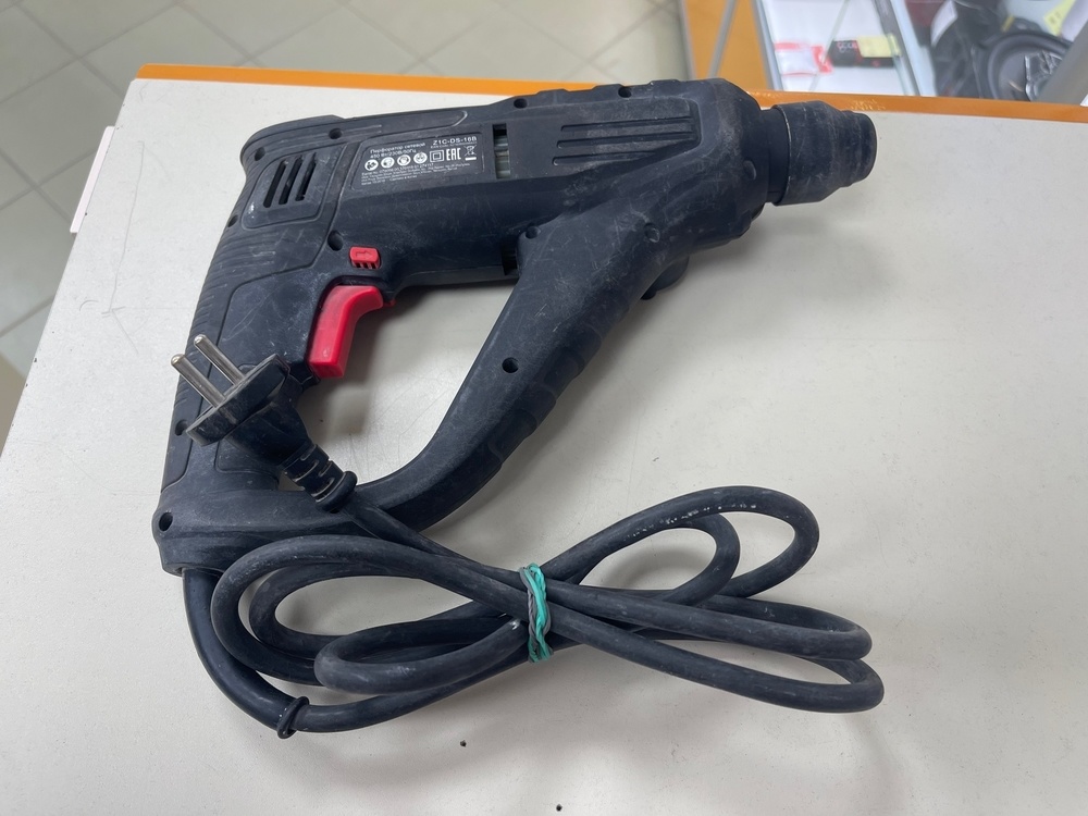 Перфоратор Deshci Z1C-DC-16B