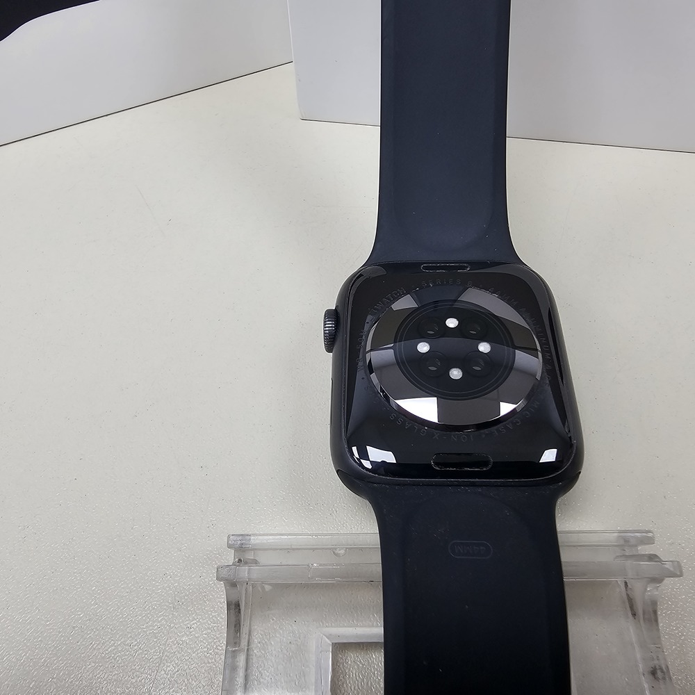 Смарт-часы Apple Watch Series 6 44 мм