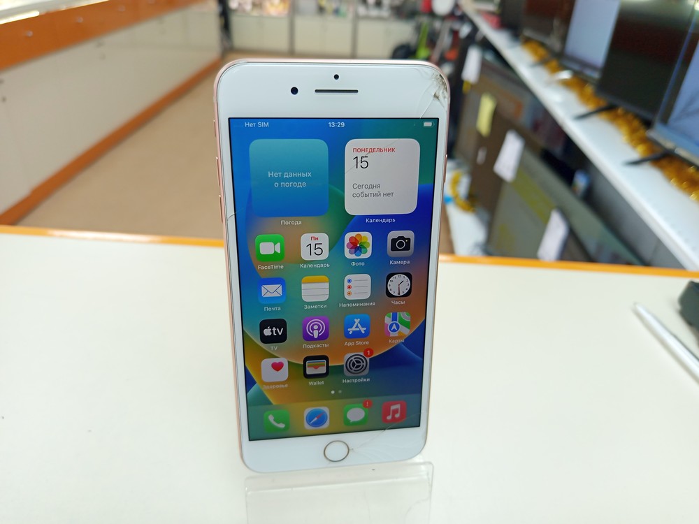 Смартфон Apple iPhone 8 Plus 64Gb