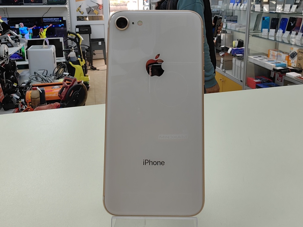 Смартфон Apple iPhone 8 64Gb