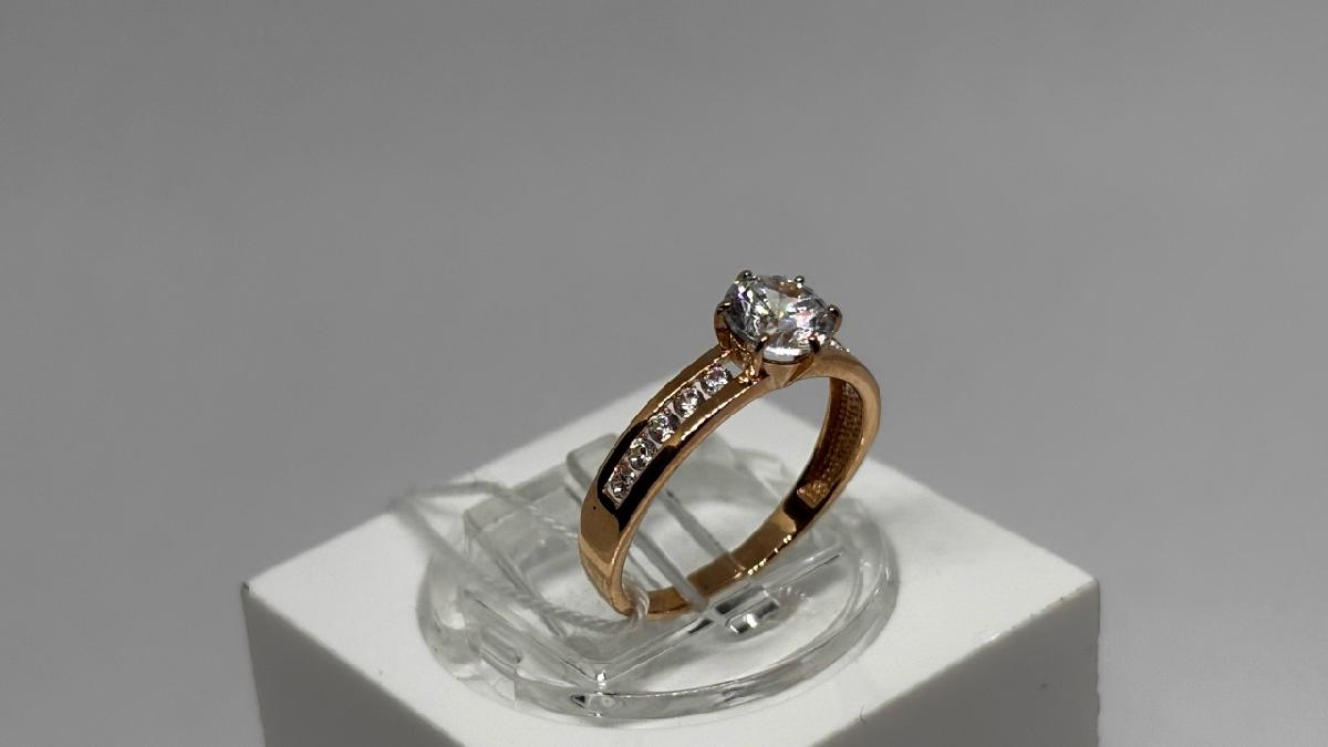 КОЛКМИ585 КОЛЬЦО С КАМНЯМИ (Au 585)