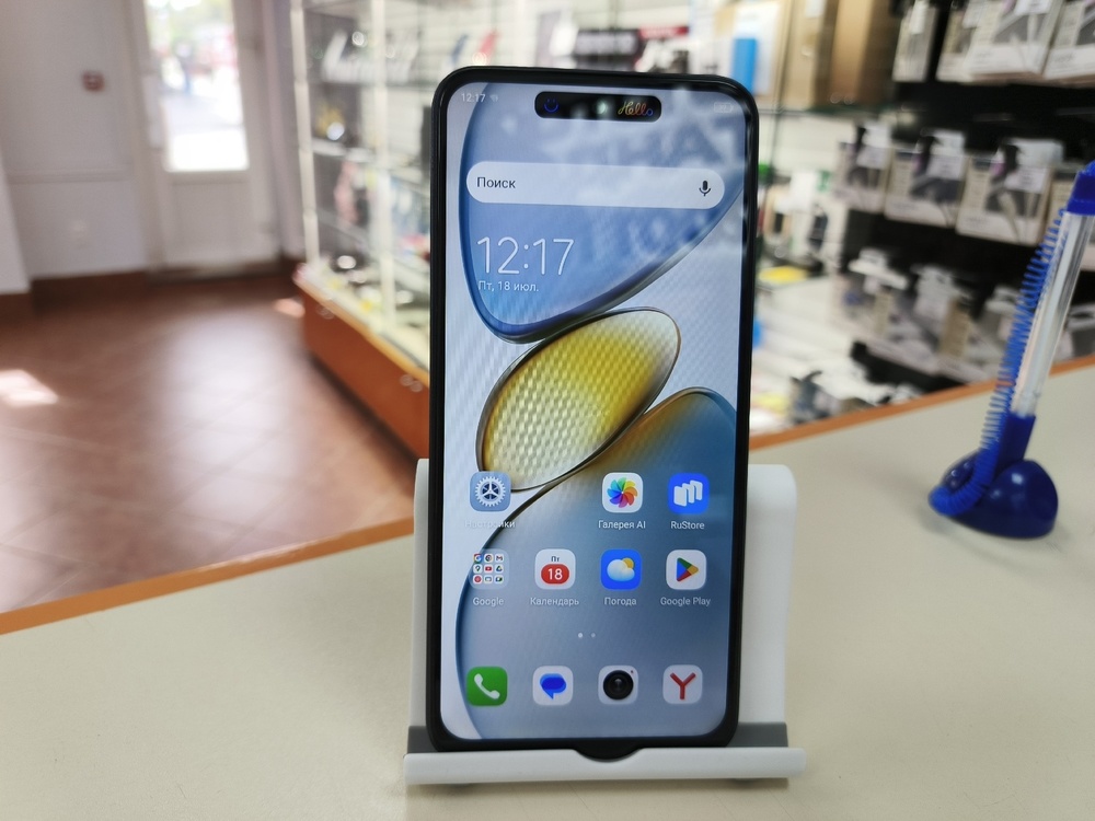 Смартфон Tecno Spark Go1 4/128