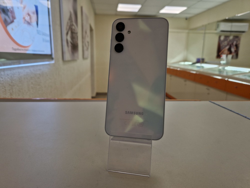 Смартфон Samsung Galaxy A15 4/128