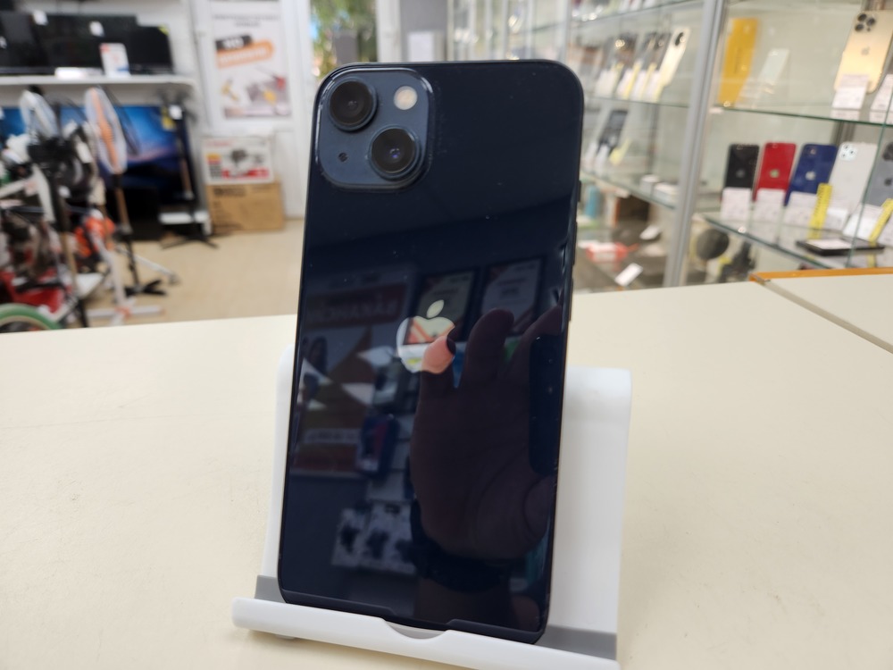 Смартфон Apple iPhone 13 128Gb