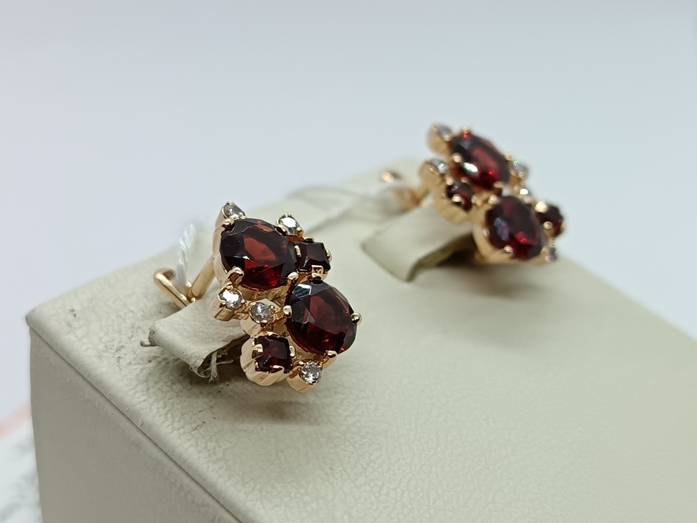 СЕРЬГИ С КАМНЯМИ (Au 585)