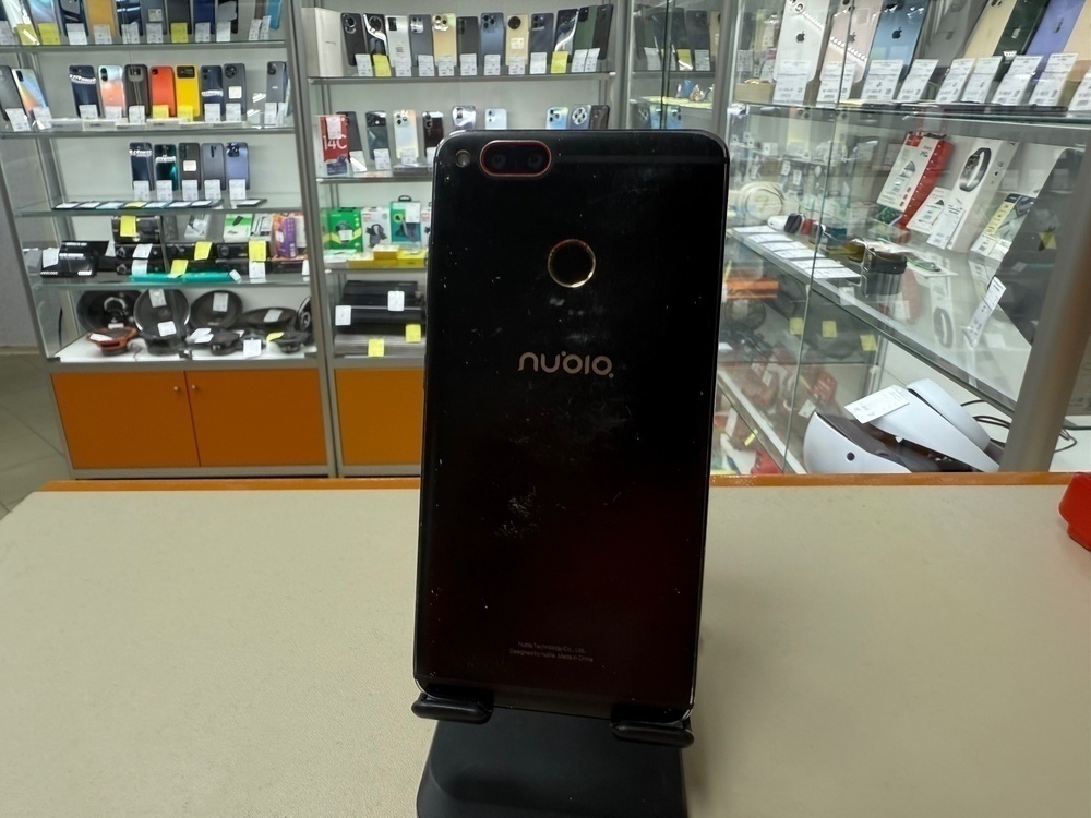 Смартфон ZTE Nubia Z17 Mini