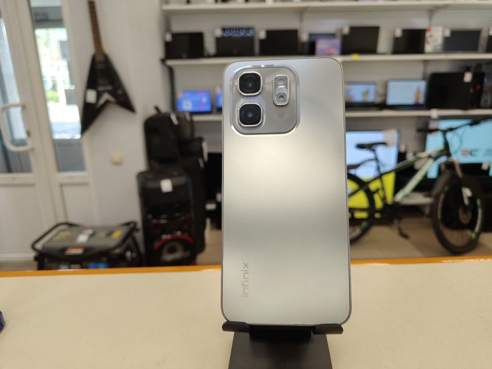 Смартфон Infinix HOT 50i 4/128