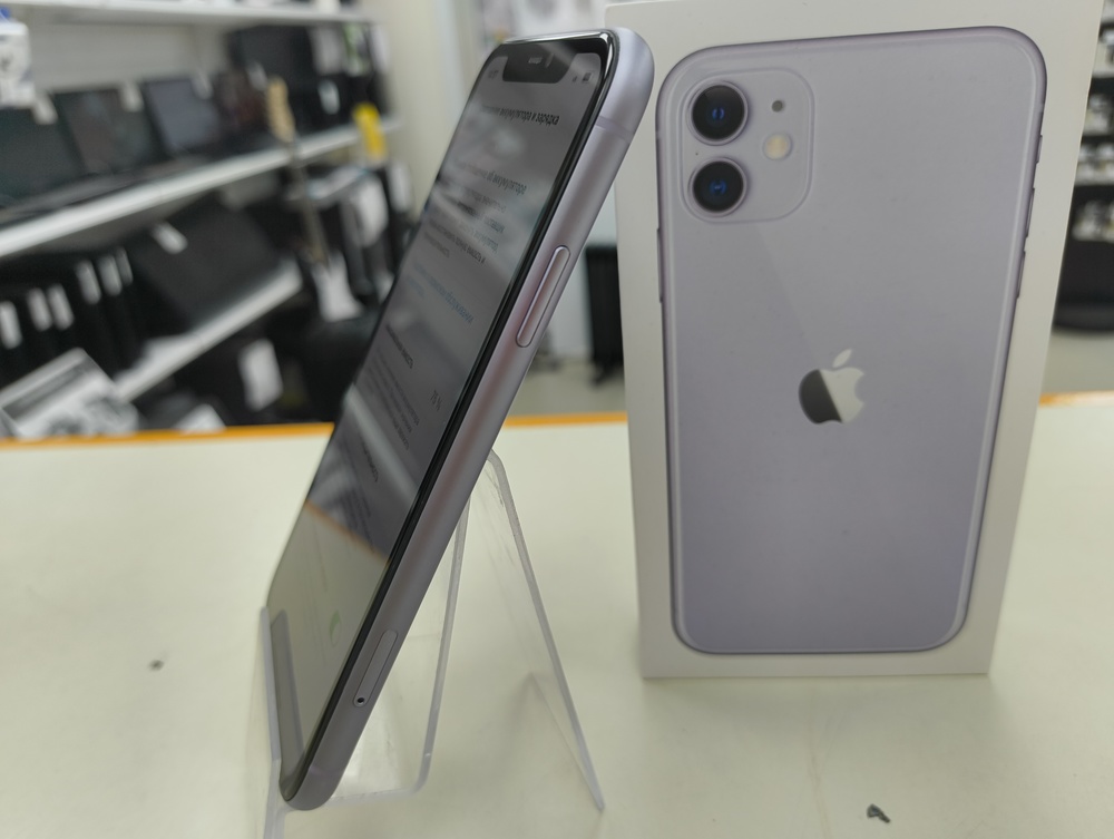 Смартфон Apple iPhone 11 64Gb