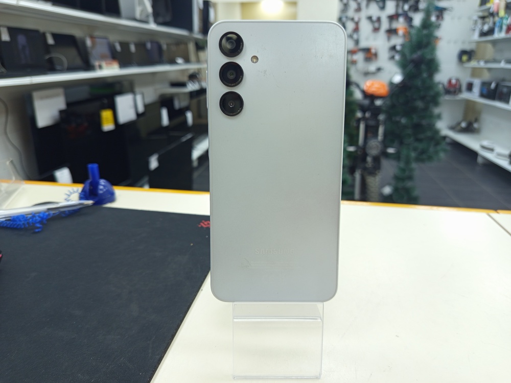 Смартфон Samsung Galaxy A16 4/128