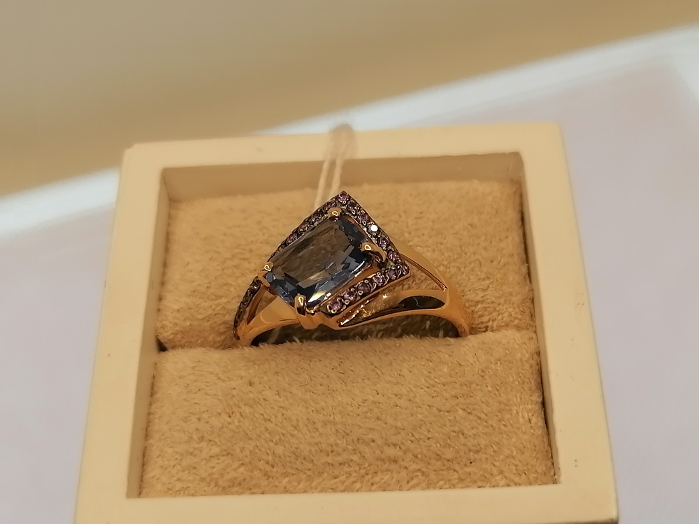 КОЛЬЦО С КАМНЯМИ (Au 585)