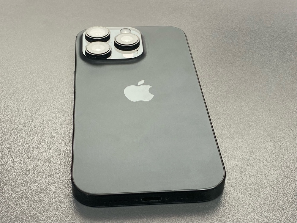 Смартфон Apple Iphone 16 Pro 128Gb