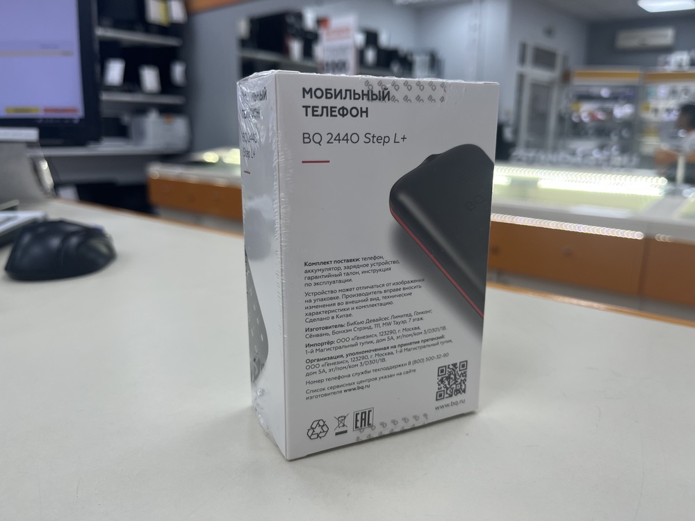 Мобильный телефон BQ 2440