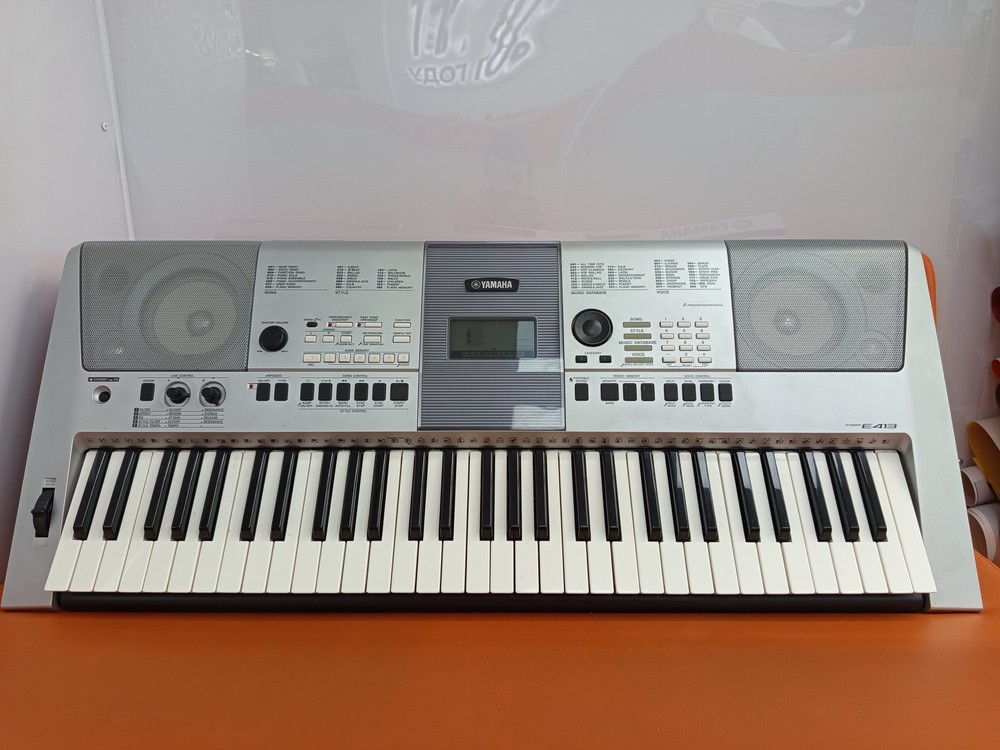 Синтезатор Yamaha PSR-E413