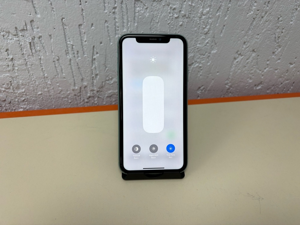 Смартфон Apple iPhone 11 64Gb