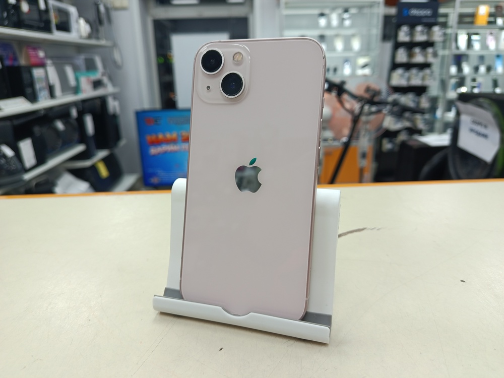 Смартфон Apple iPhone 13 128Gb