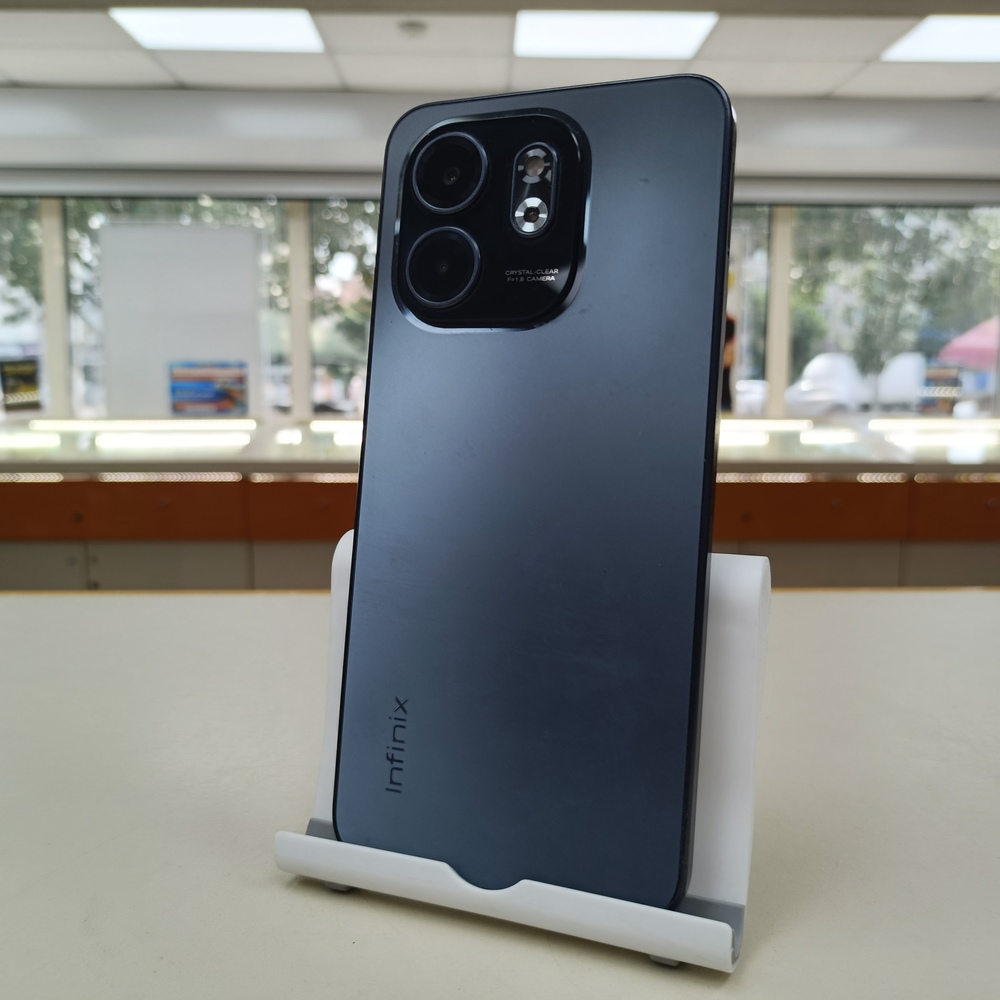 Смартфон Infinix Smart 9 3/128