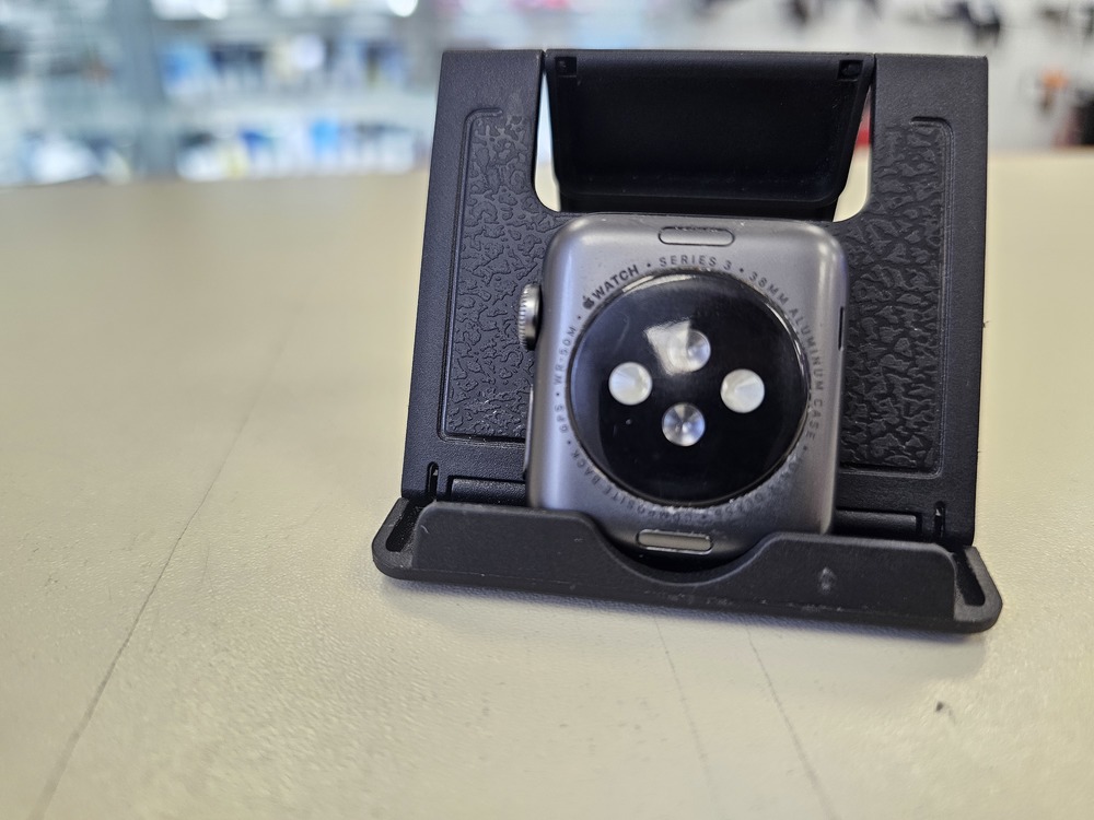 Смарт-часы Apple Watch Series 3 38 мм