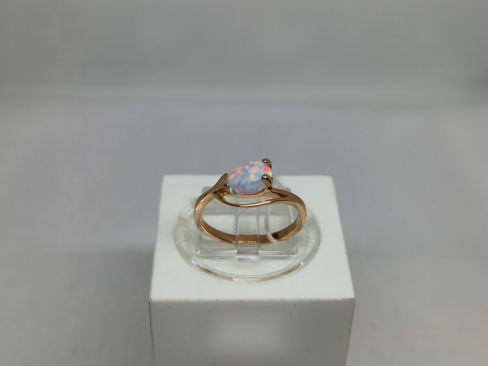 КОЛКМ585 КОЛЬЦО С КАМНЕМ (Au 585)