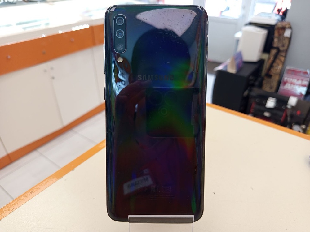 Смартфон Samsung Galaxy A70 6/128