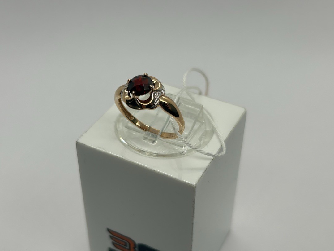 КОЛКМИ585 КОЛЬЦО С КАМНЯМИ (Au 585)