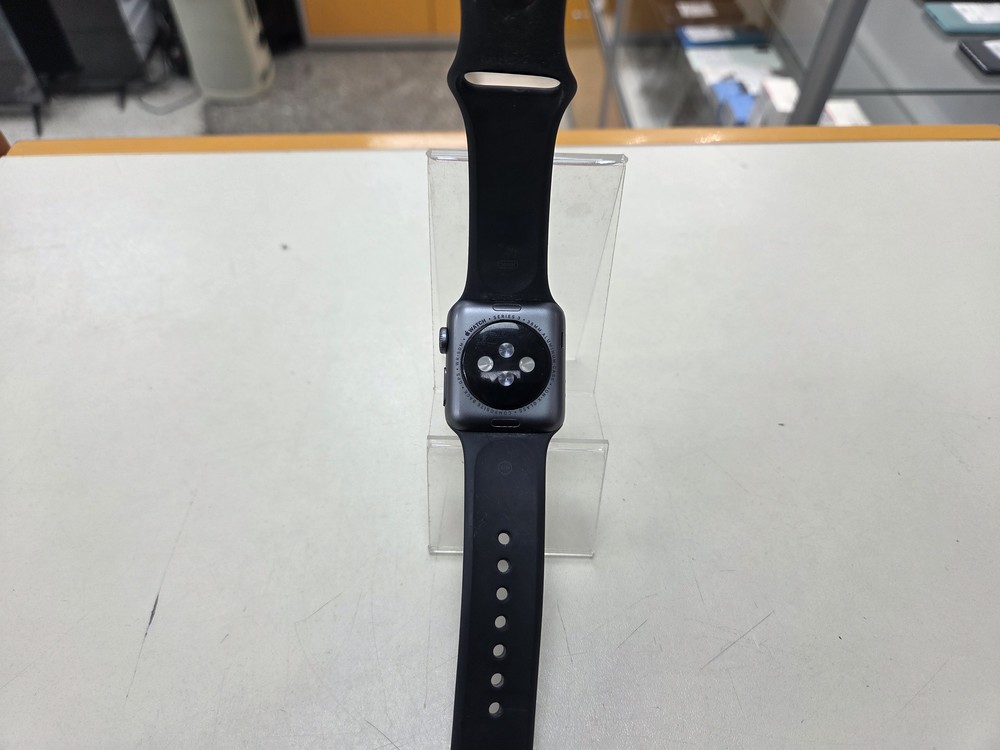 Смарт-часы Apple Watch Series 3 38 мм