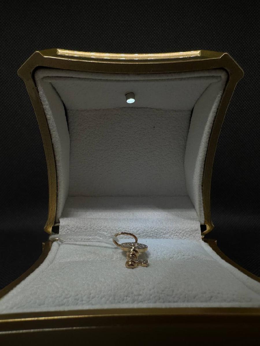 ПОДКМИ585 ПОДВЕСКА С КАМНЯМИ (Au 585)