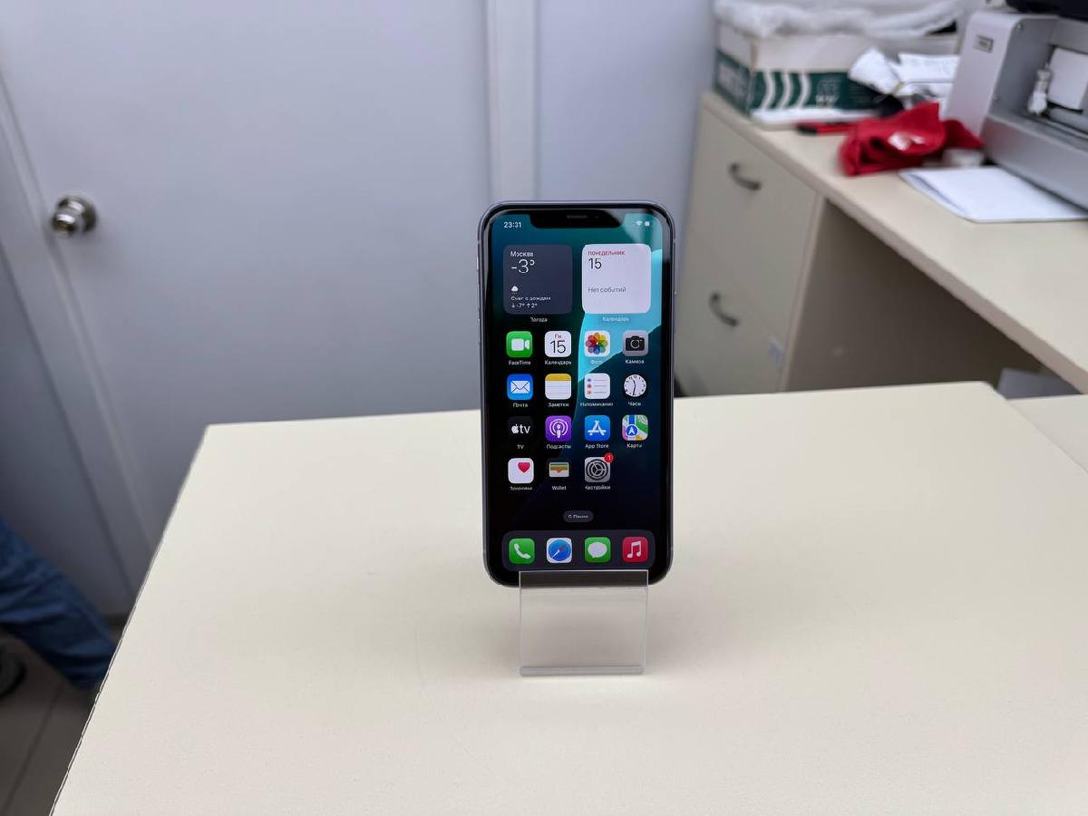Смартфон Apple iPhone 11 128Gb