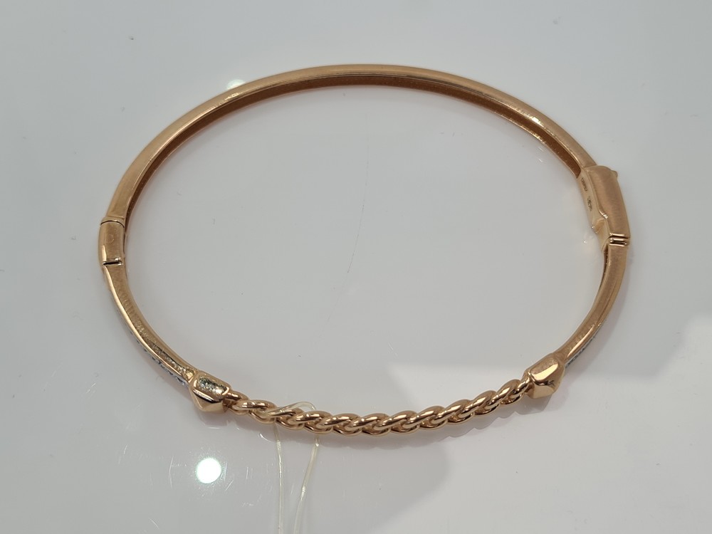 бр5000 БРАСЛЕТ ЖЕСТКИЙ с камнями (Au 585)