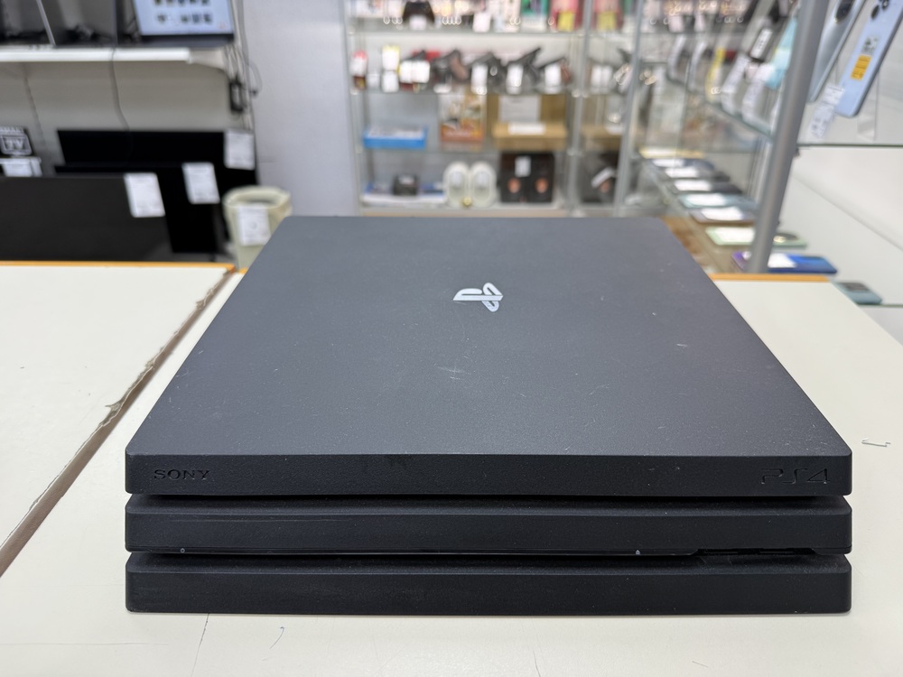 Игровая приставка PlayStation 4 Pro 1Tb