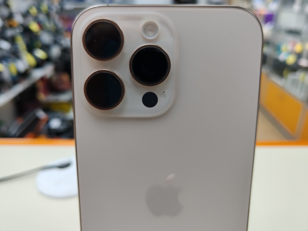 Смартфон Apple Iphone 16 Pro Max 256Gb