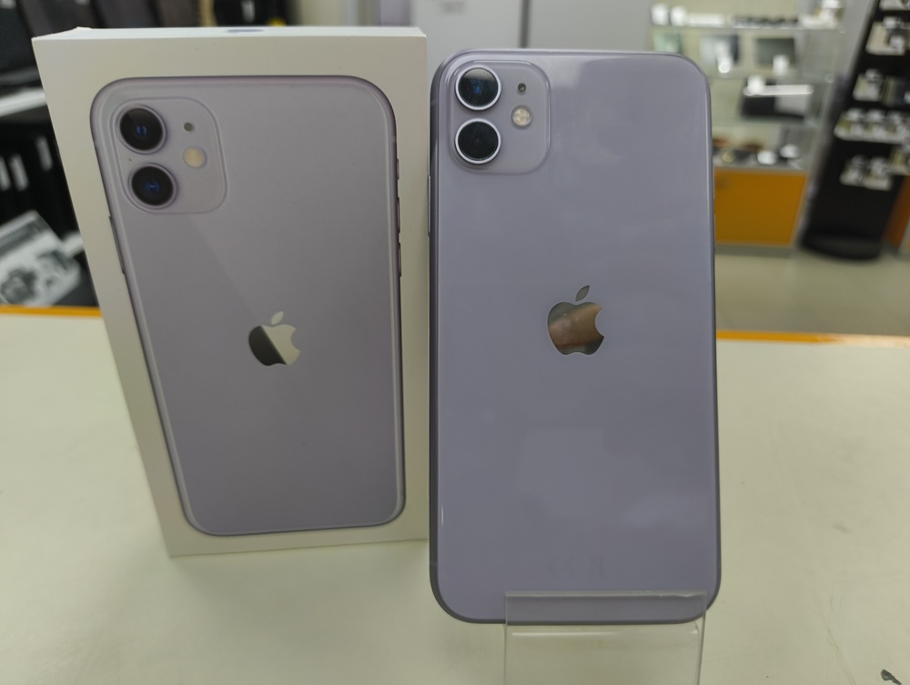 Смартфон Apple iPhone 11 64Gb