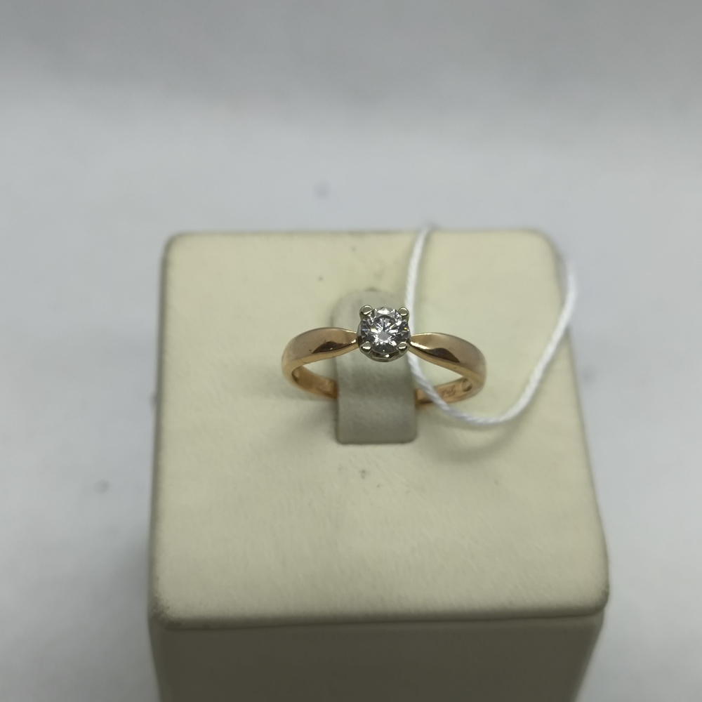 КОЛЬЦО С КАМНЯМИ (Au 585)