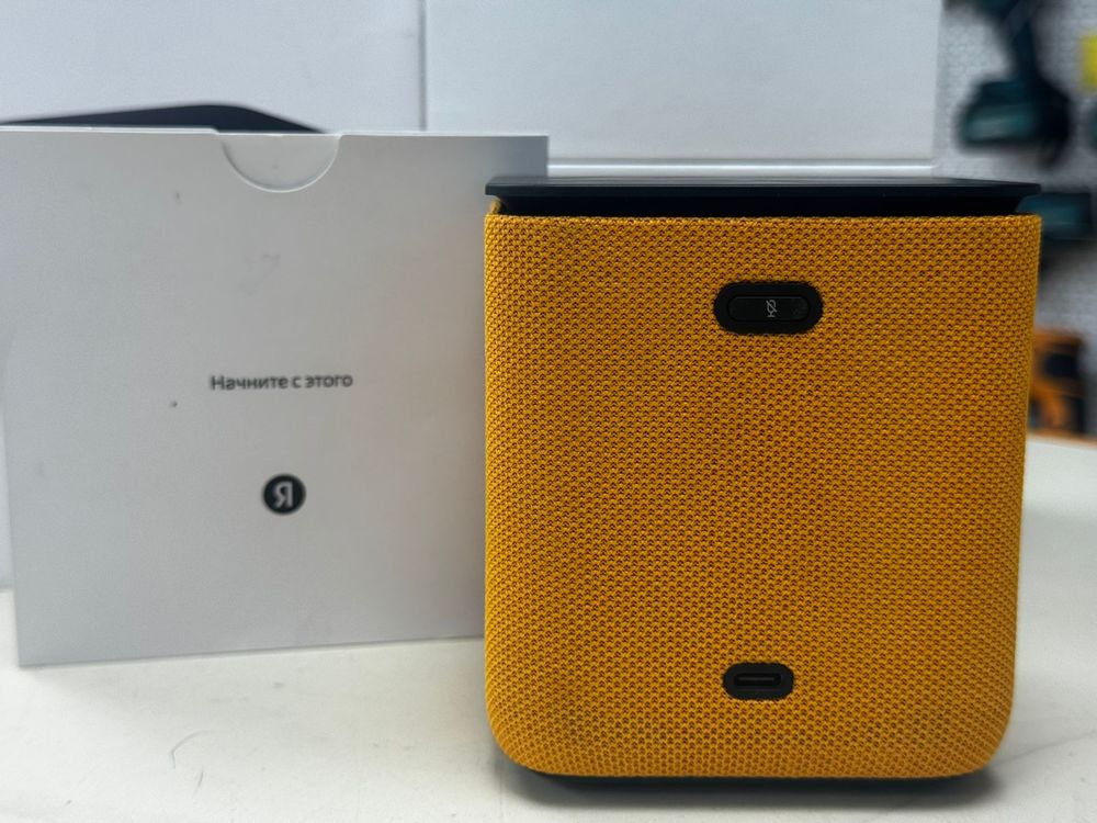 Умная колонка Яндекс Станция Миди